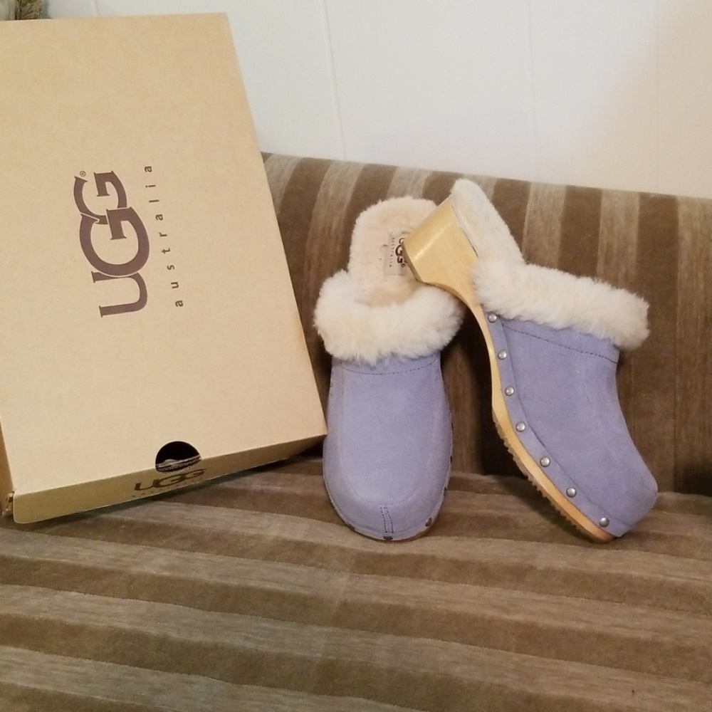 Uggs clogs various colors